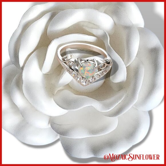 WHITE OPAL HEART SOLITAIRE SILVER METAL DECORATIVE DETAIL RING SIZE 6 NWT - Picture 7 of 8